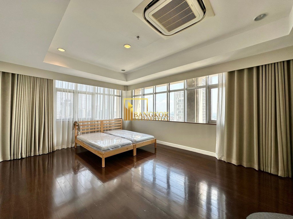 รูป Sathorn Park Place - Extremely Spacious 4 Bedroom Penthouse in Sathorn - BR9203CD - รูปที่ 25/54