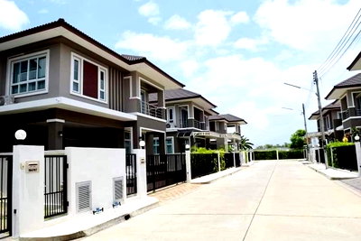 Houses for sale : House for sale in The Prego project, location on San Kamphaeng New Road near UNITY CONCORD INTERNATIONAL School - SW002261 