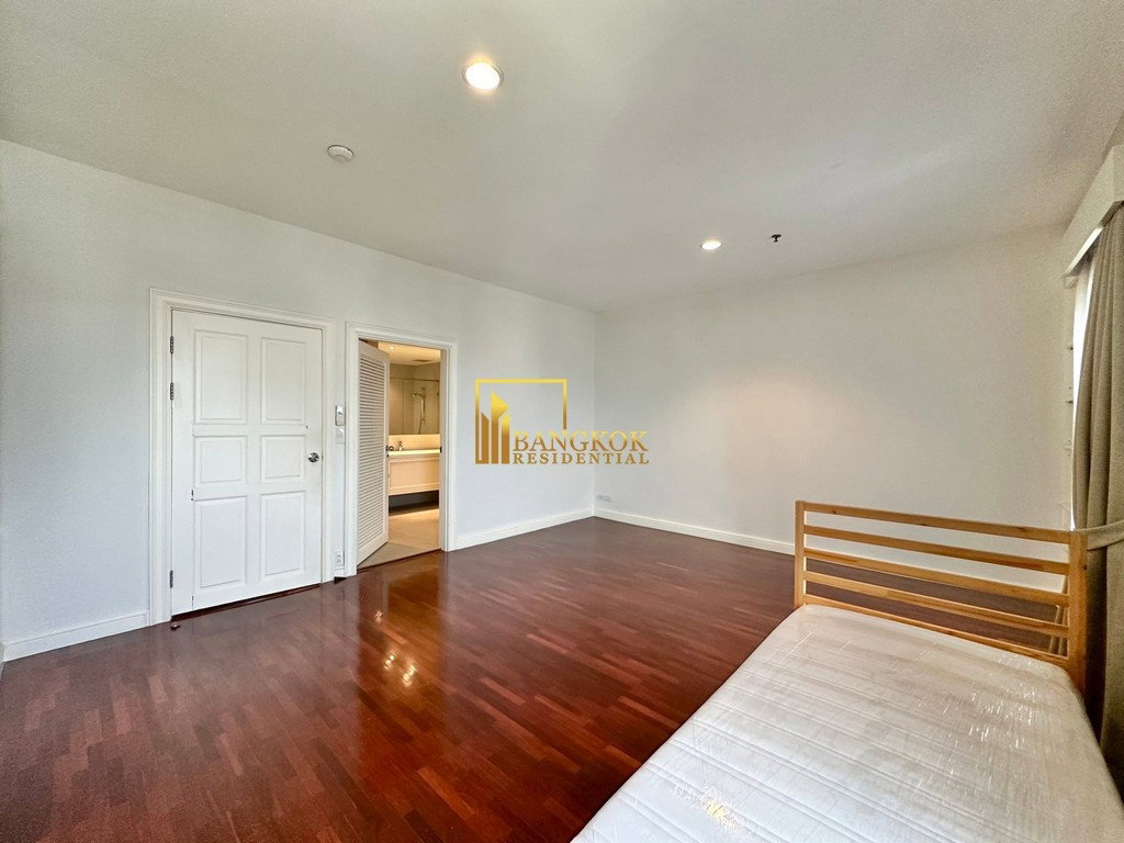 รูป Sathorn Park Place - Extremely Spacious 4 Bedroom Penthouse in Sathorn - BR9203CD - รูปที่ 31/54