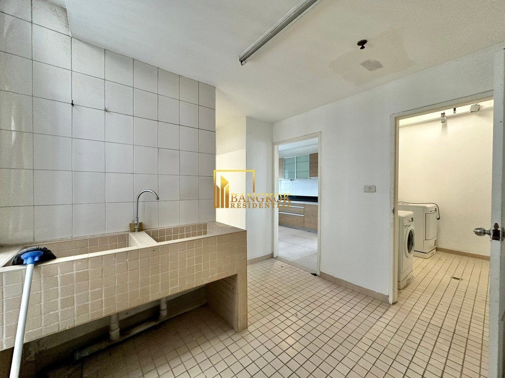 รูป Sathorn Park Place - Extremely Spacious 4 Bedroom Penthouse in Sathorn - BR9203CD - รูปที่ 41/54