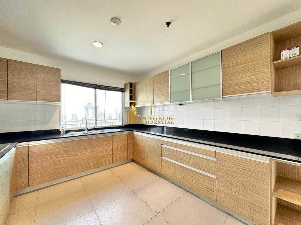 รูป Sathorn Park Place - Extremely Spacious 4 Bedroom Penthouse in Sathorn - BR9203CD - รูปที่ 11/54