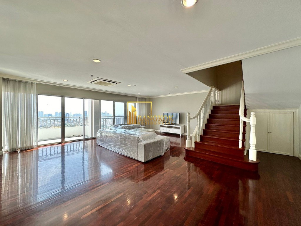รูป Sathorn Park Place - Extremely Spacious 4 Bedroom Penthouse in Sathorn - BR9203CD - รูปที่ 3/54