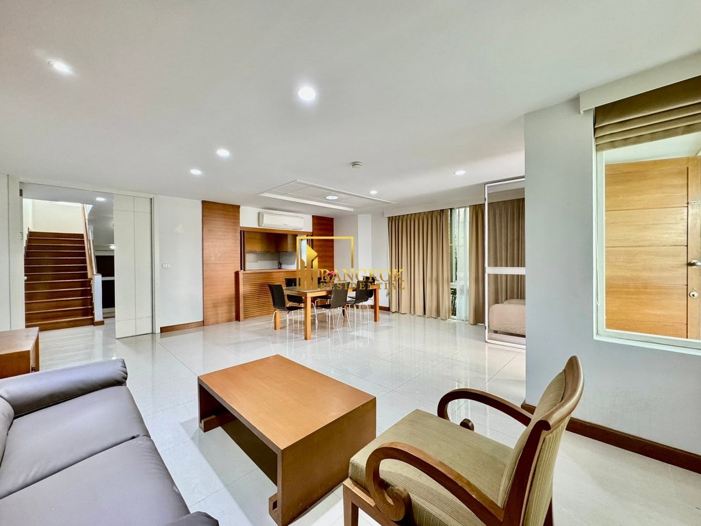 รูป Spacious 4 Bedroom House With Pool Access in Ekkamai - BR7717SH - รูปที่ 4/29