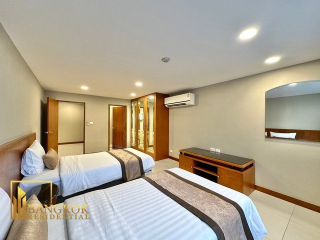 picture United Tower - Large 2 Bedroom Condo For Rent in Thonglor - BR18528CD - 18/34