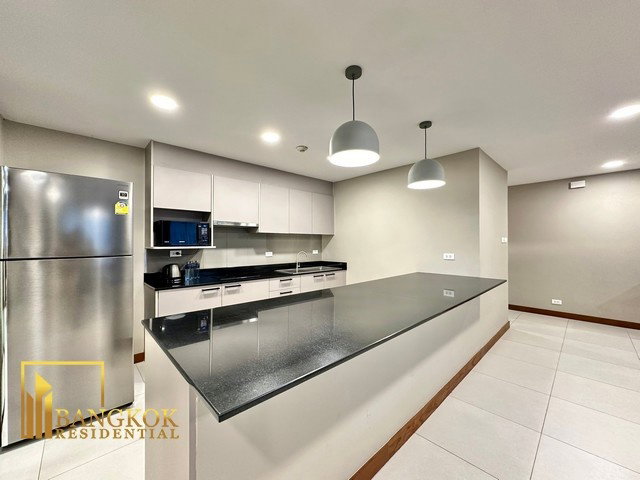 picture United Tower - Large 2 Bedroom Condo For Rent in Thonglor - BR18528CD - 6/34