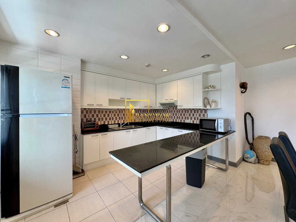 picture Royal Castle - Charming 3 Bed Condo in Phrom Phong - BR5977CD - 8/34