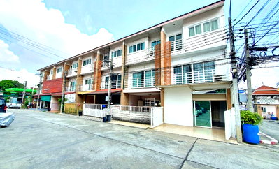 Townhouses for rent Don Mueang Airport : 💥CP-7066💥For rent, 3-storey townhouse, Home In Town Paholyothin 73👉Add Line @expertcondo