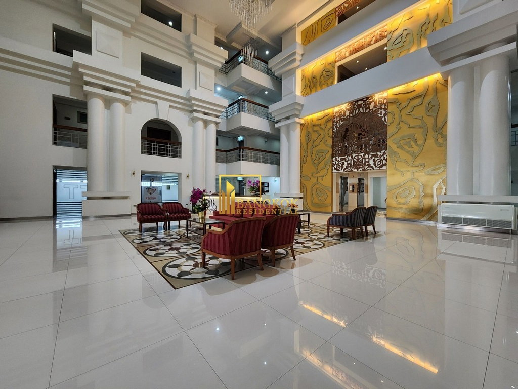 picture Royal Castle - Charming 3 Bed Condo in Phrom Phong - BR5977CD - 31/34