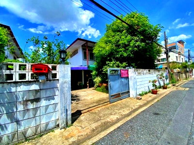 บ้านเดี่ยว ม.เกษตรศาสตร์ : ขายบ้านเดี่ยวสองชั้น พร้อมที่ดิน หมู่บ้านซิเมนต์ไทย ซอย10 เขตจตุจักร งามวงศ์วาน