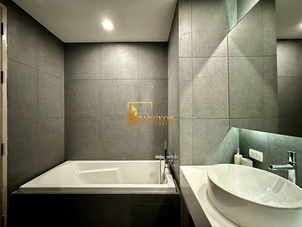 รูป Trapezo - Charming 2 Bedroom Condo in Central Asoke - BR11668CD - รูปที่ 13/28