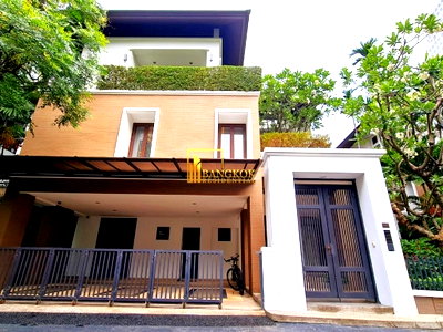 Houses for rent DONKI Mall Thonglor   : Baan Sukhumvit 18 - House Pool Villas 4 Bed For Rent in Asoke - BR7800SH