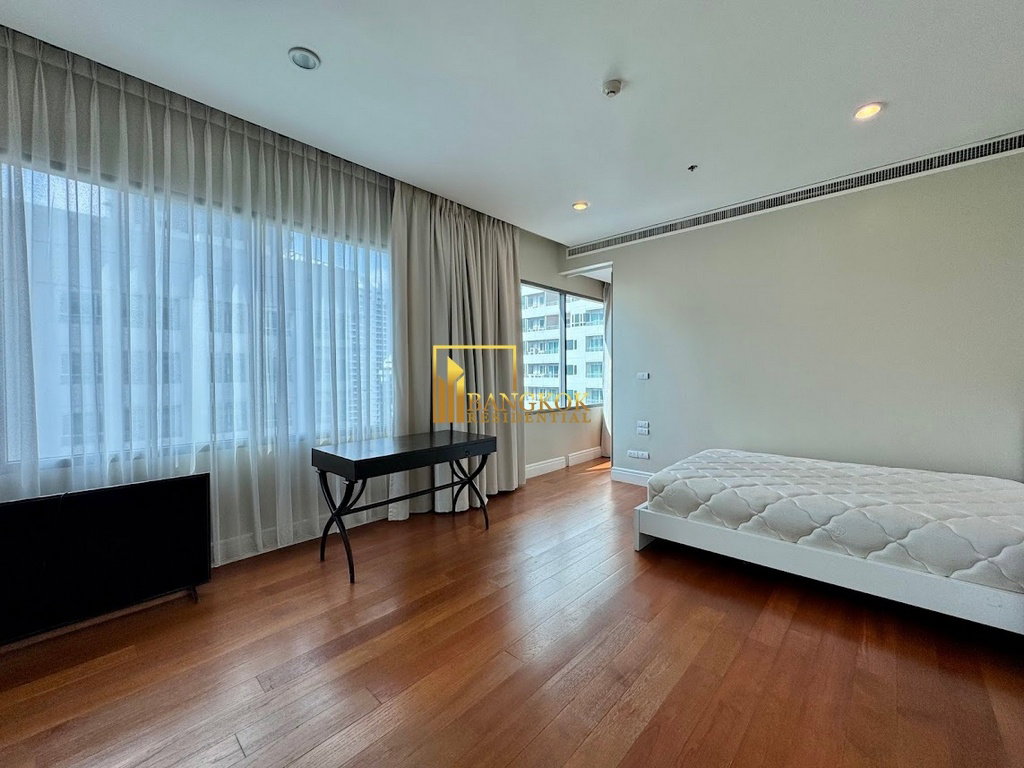 รูป Bright 24 - Incredible 6 Bed Combined Duplex Condo in Phrom Phong - BR1470CD - รูปที่ 16/51