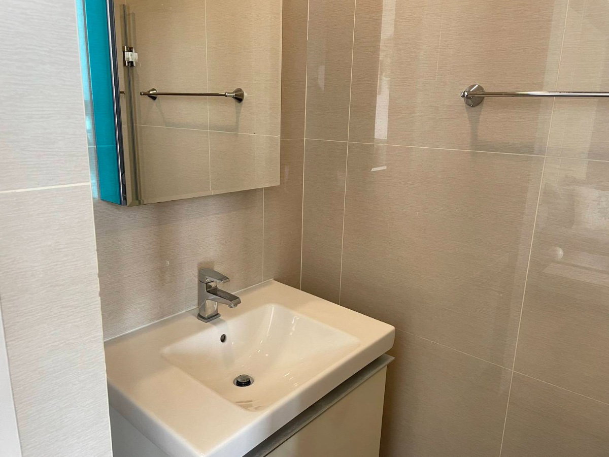 picture Condo for rent : Park 24 ( BTS Phrom Phong) MK-02  line @livingbkk - 8/9