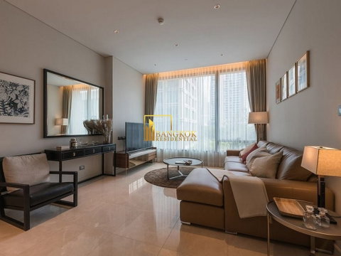 Sindhorn Residence - 1 Bedroom Condo in Desirable Location - 15404