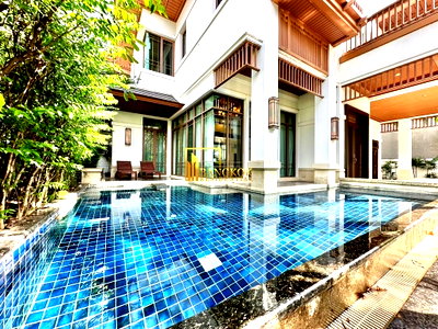 เช่าบ้านเดี่ยว เขตยานนาวา :  L&H Villa Sathorn - 4 Bed House Pool Villas For Rent in Chong Nonsi - BR28130SH