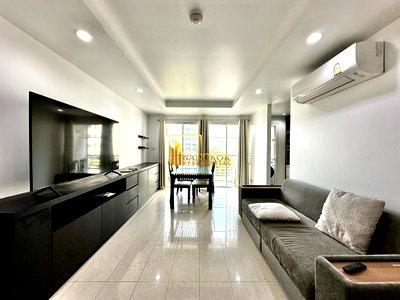 คอนโดให้เช่า : Avenue 61 - Spacious 2 Bedroom Ekkamai Condo For Rent - BR18491CD