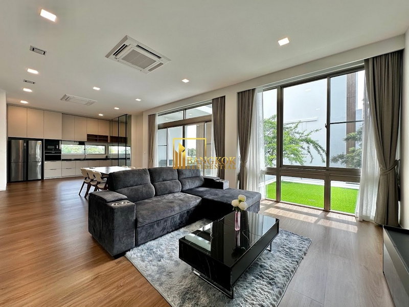 Houses for rent :  Vive Rama 9 - Incredible 3 Bedroom Luxury House For Rent - BR28157SH