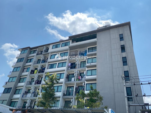 Project GRAND CONDOMINIUM WUTTHAKAT 57 Picture - 2/9