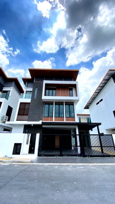 บ้านเดี่ยว ถนนสุขุมวิท : THE AVA RESIDENCE บ้านเดียว LUXURY Modern Tropical บนนถนนสุขุมวิท 77