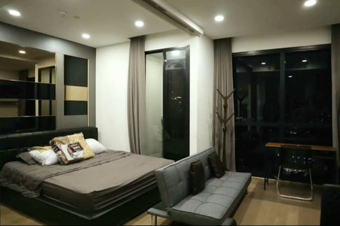 Ashton Chula Silom【𝐑𝐄𝐍𝐓】🔥ชีวิตหรูหรา ใจกลางเมือง! คอนโดสุดโมเดิร์น ใกล้จุฬาฯ และสีลม เชื่อมต่อทุกไลฟ์สไตล์อย่างลงตัว🔥 ติดต่อไลน์ไอดี: @hacondo