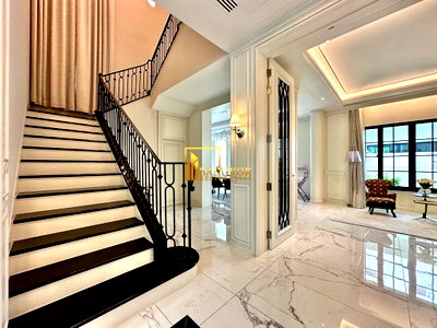 บ้านเดี่ยวให้เช่า :  Baan Sansiri Pattanakarn - Extraordinary 3 Bedroom Luxury House For Rent - BR28193SH
