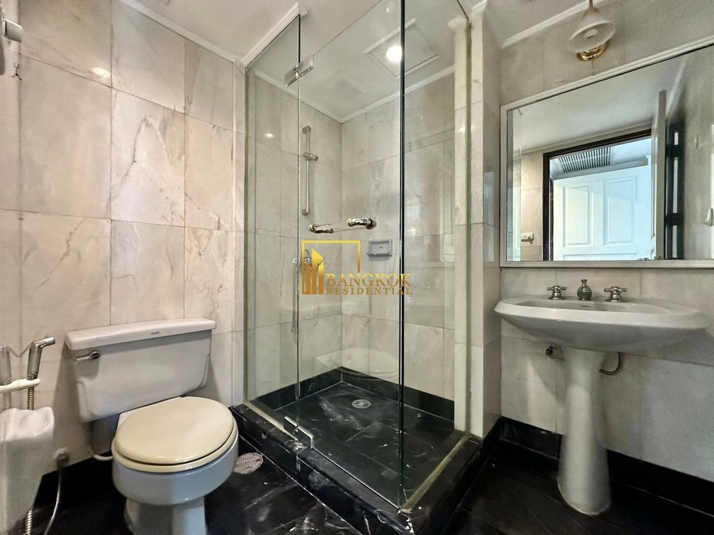รูป  Le Raffine 24 - 3 Bed Duplex Condo For Rent in Phrom Phong - BR18065CD - รูปที่ 21/48