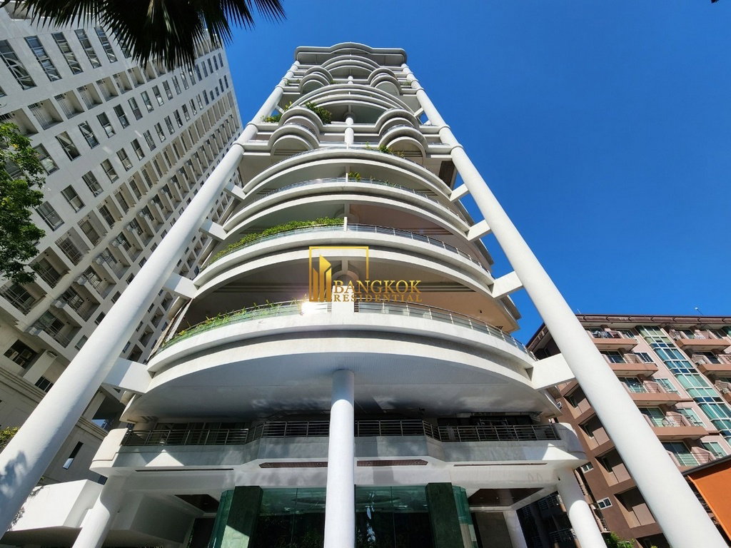 รูป  Le Raffine 24 - 3 Bed Duplex Condo For Rent in Phrom Phong - BR18065CD - รูปที่ 46/48
