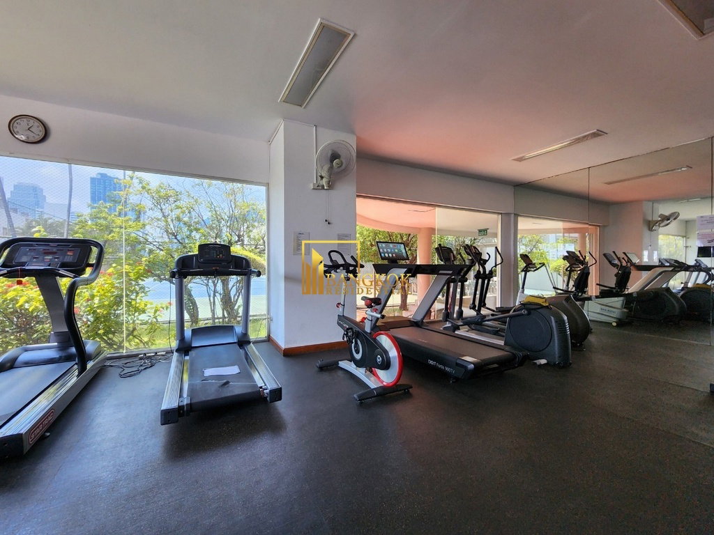 รูป DS Tower 1 - Expansive 3 Bed Condo For Rent in Phrom Phong - BR60292CD - รูปที่ 28/39