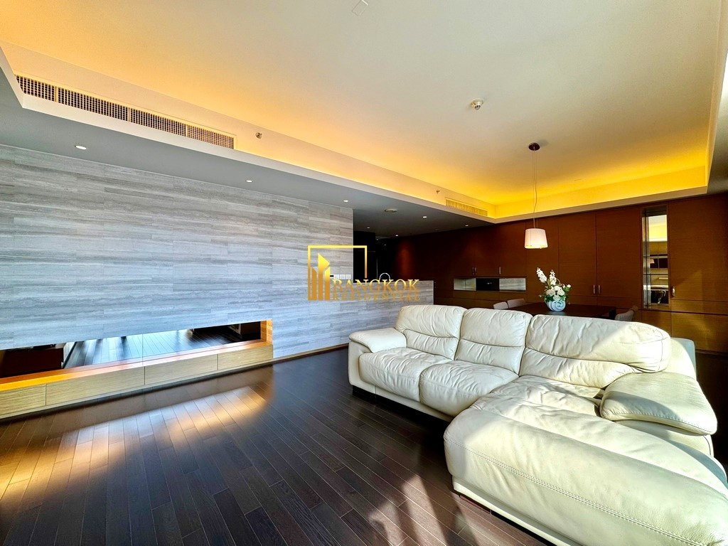 รูป Hansar - Elegant 2 Bed Condo For Rent in Ratchadamri Area - BR5656CD - รูปที่ 1/32