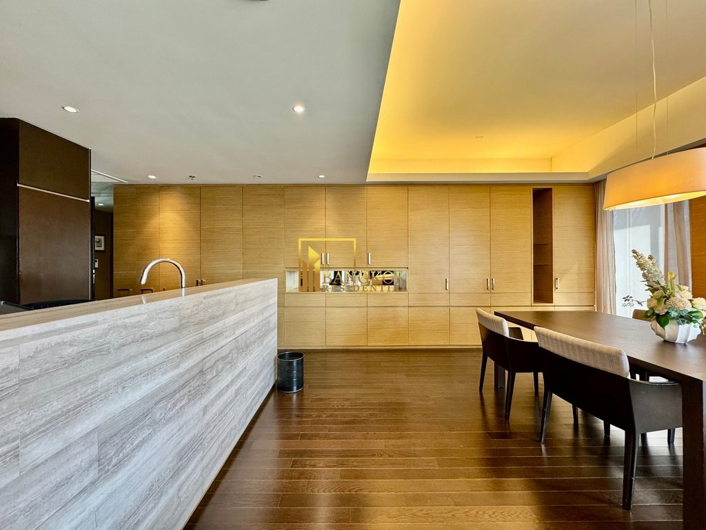 รูป Hansar - Elegant 2 Bed Condo For Rent in Ratchadamri Area - BR5656CD - รูปที่ 12/32