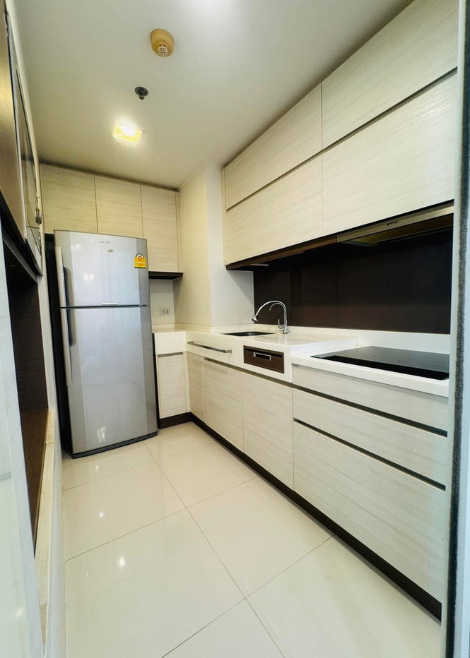 รูป #R3211 ให้เช่า The Room Sathon-Taksin - รูปที่ 15/17