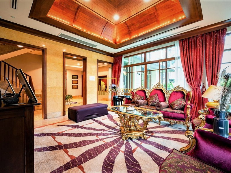Houses for rent : Baan Sansiri 67 - Incredible 5 Bedroom Luxury House in Phra Khanong Compound - BR27788SH 