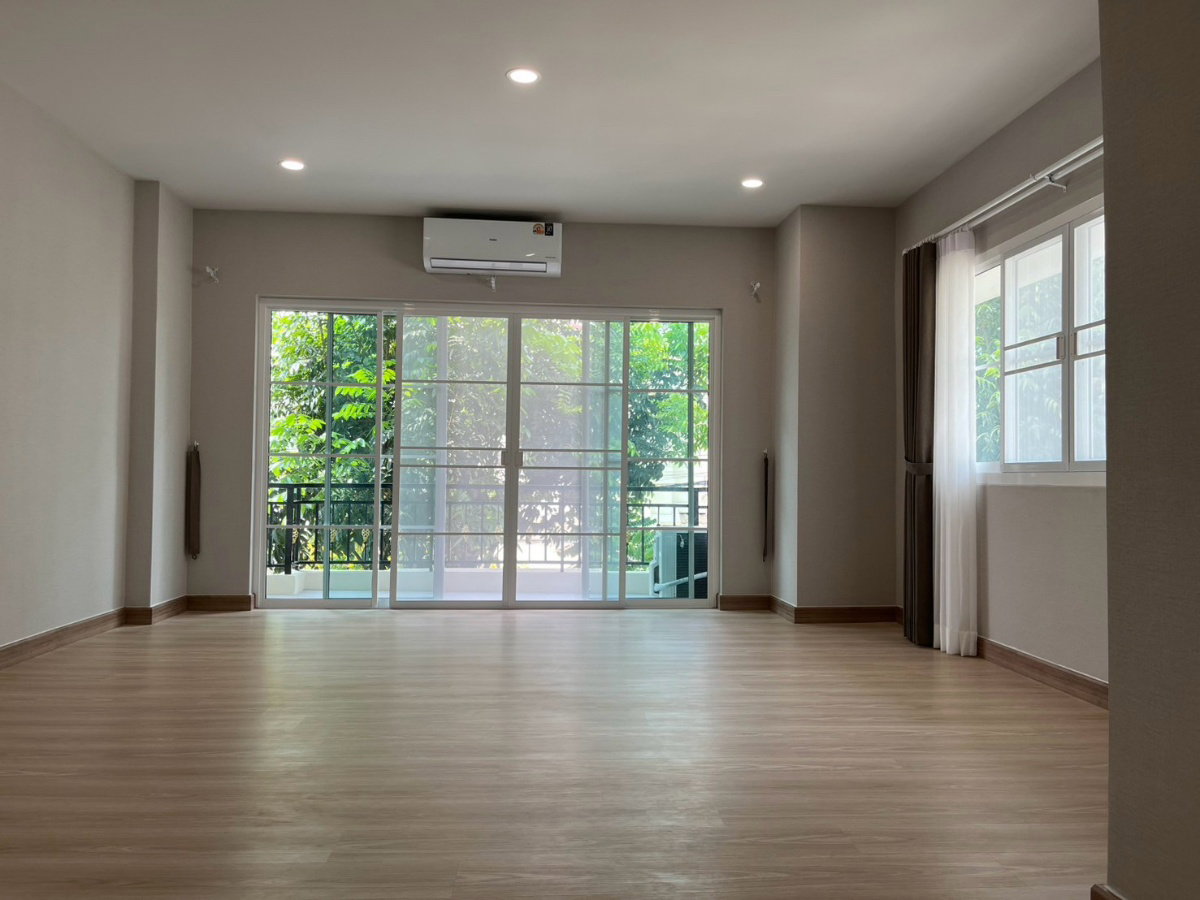 รูป [ขาย] บ้านเดี่ยวโครงการ บ้านสกุลธร วัชรพล รามอินทรา - รูปที่ 16/18