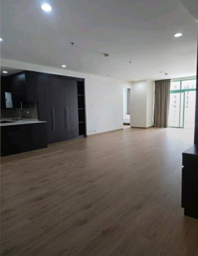 LTH12131 – Chatrium Hotel Riverside FOR RENT Size 131 sqm. 2 beds 2 baths Near BTS Saphan Taksin Station ONLY 85K/Month