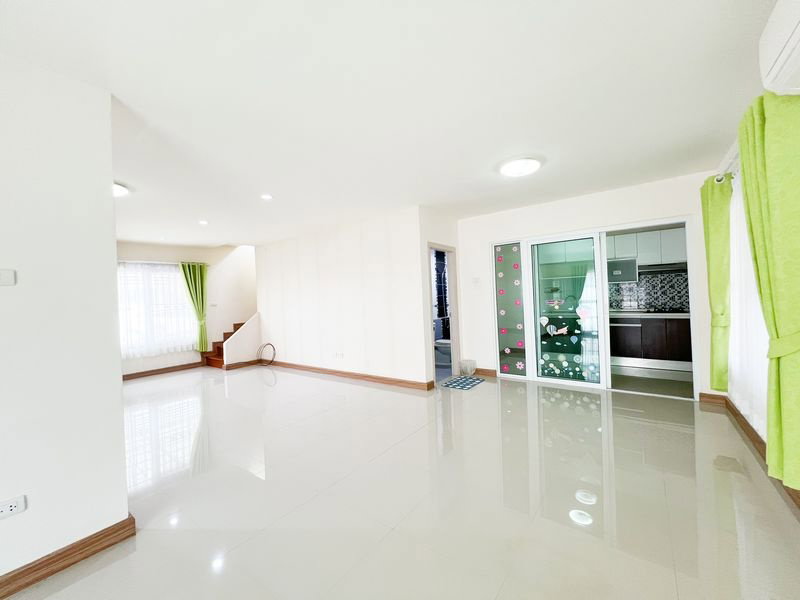 รูป ขายบ้านแฝด ม.แมกโนลีย์ สวนเสือ ศรีราชา, ชลบุรี - รูปที่ 5/14