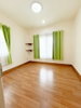 listing thumbnail image 8