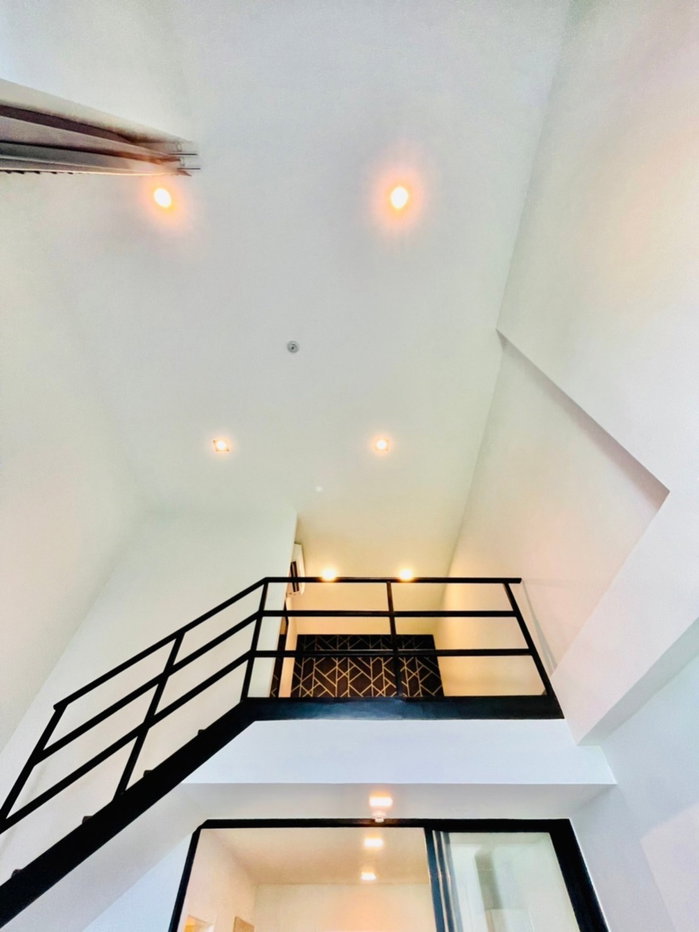 picture Code: KJ5619  for rent The Collect Ratchada 32 // Line ID: @kjcondo (with @) // - 8/14
