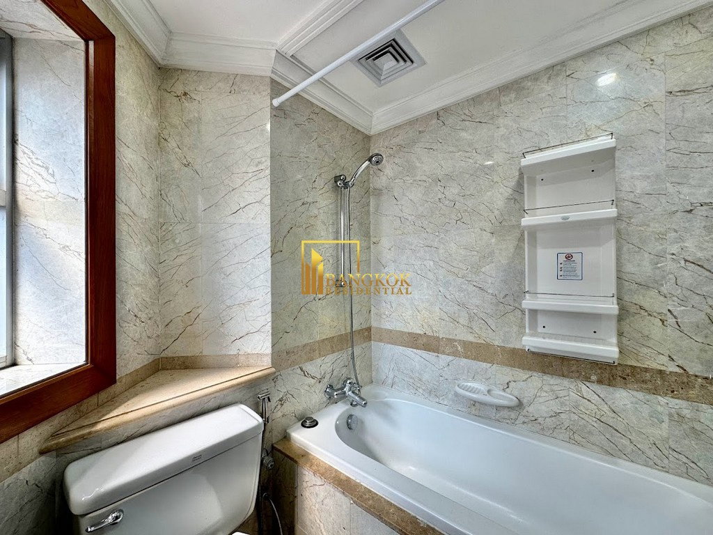 รูป  All Seasons Mansion - Spacious 3 Bedroom Property in Prime Location - BR1910CD - รูปที่ 20/44