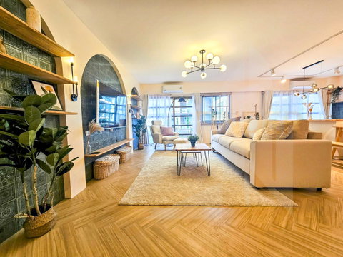 Saranjai Mansion 3 bedrooms, for rent