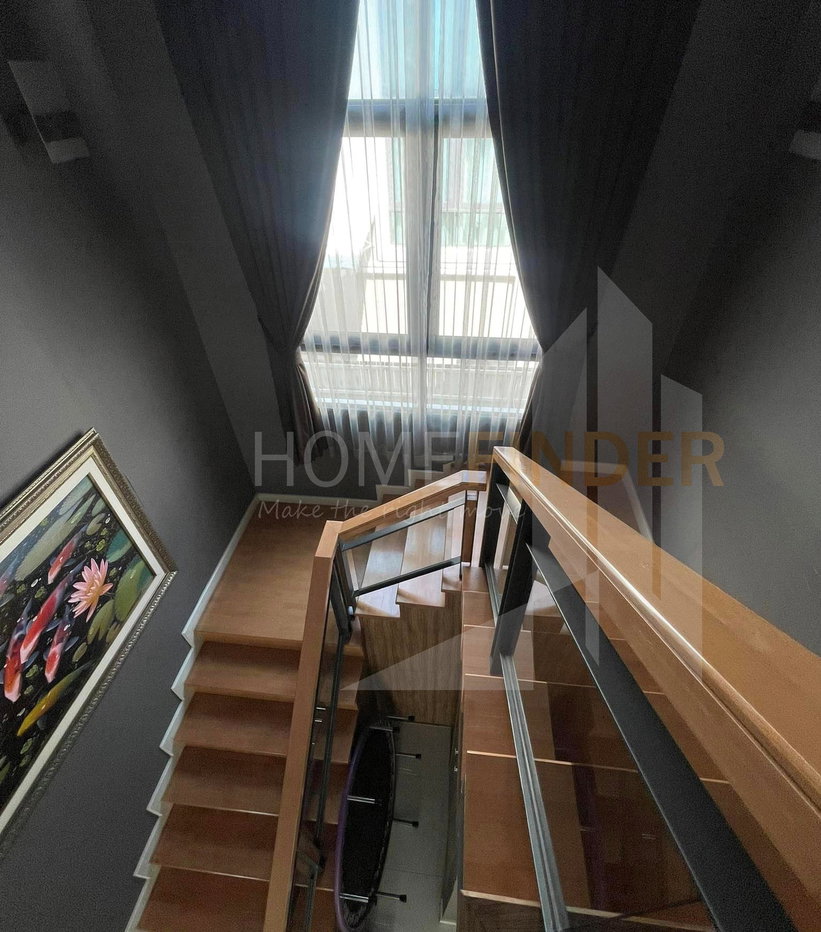 picture The Palm Pattanakarn 4 bedrooms, for rent - 5/10