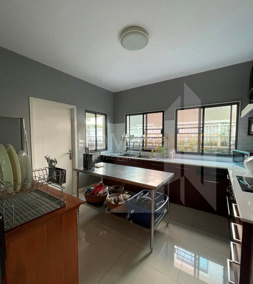 picture The Palm Pattanakarn 4 bedrooms, for rent - 4/10