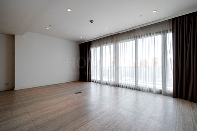 Condos for sale : 185 Rajdamri 3 bedrooms, for sale