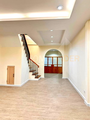 ทาวน์โฮม BTS อุดมสุข : Townhouse Sukumvit68 2 bedrooms, for sale