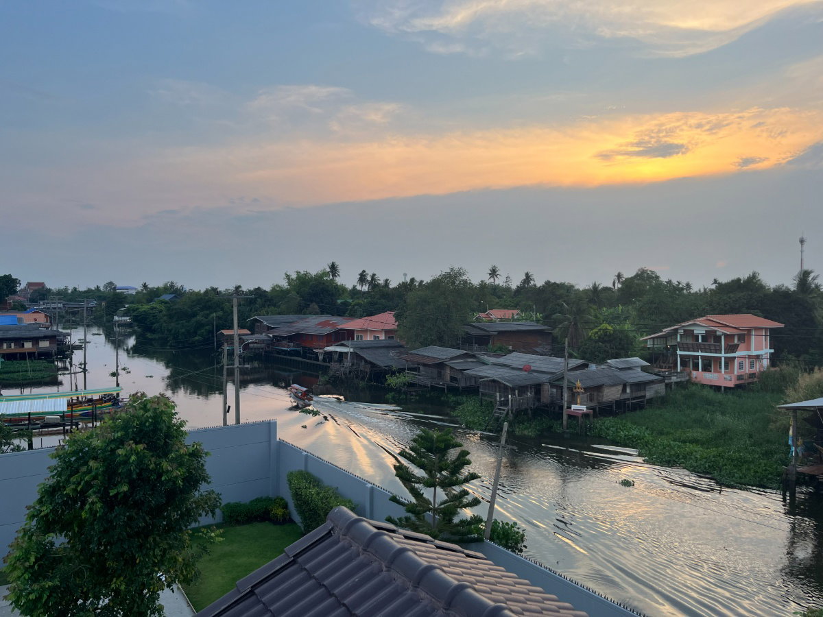 รูป บ้านใหม่ระดับพรีเมียม อัญญ่า ราชพฤกษ์ – นครอินทร์ (102 ตร.วา, ทำเลพิเศษ วิวคลองสวยงาม สไตล์ French Country) - รูปที่ 12/71