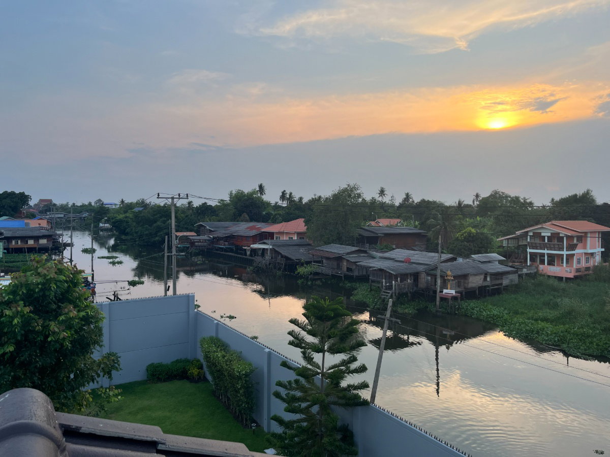 รูป บ้านใหม่ระดับพรีเมียม อัญญ่า ราชพฤกษ์ – นครอินทร์ (102 ตร.วา, ทำเลพิเศษ วิวคลองสวยงาม สไตล์ French Country) - รูปที่ 5/71