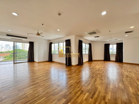 Baan Suan Plu - Generously Sized 3 Bed Condo For Rent in Sathorn - BR19426CD