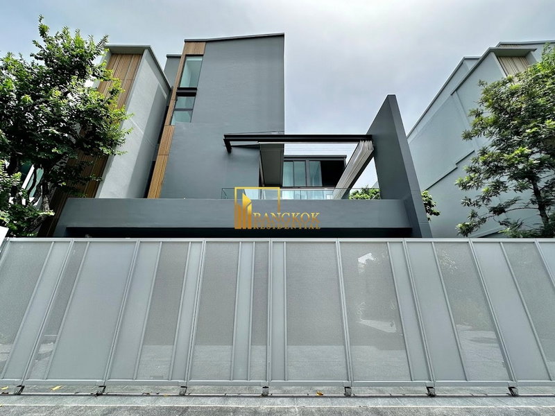 Houses for rent : VIVE Krungthep Kreetha - Remarkable 4 Bedroom Luxury House For Rent - BR28179SH