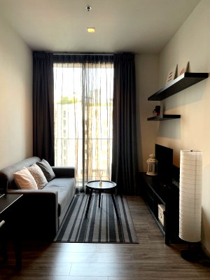 Condos for rent : Code: KJ5673  for rent Edge Sukhumvit 23 // Line ID: @kjcondo (with @) //