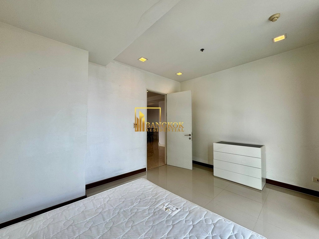 รูป Nusasiri Grand - Spacious 3 Bed Condo in Ekkamai - BR19863CD - รูปที่ 17/33
