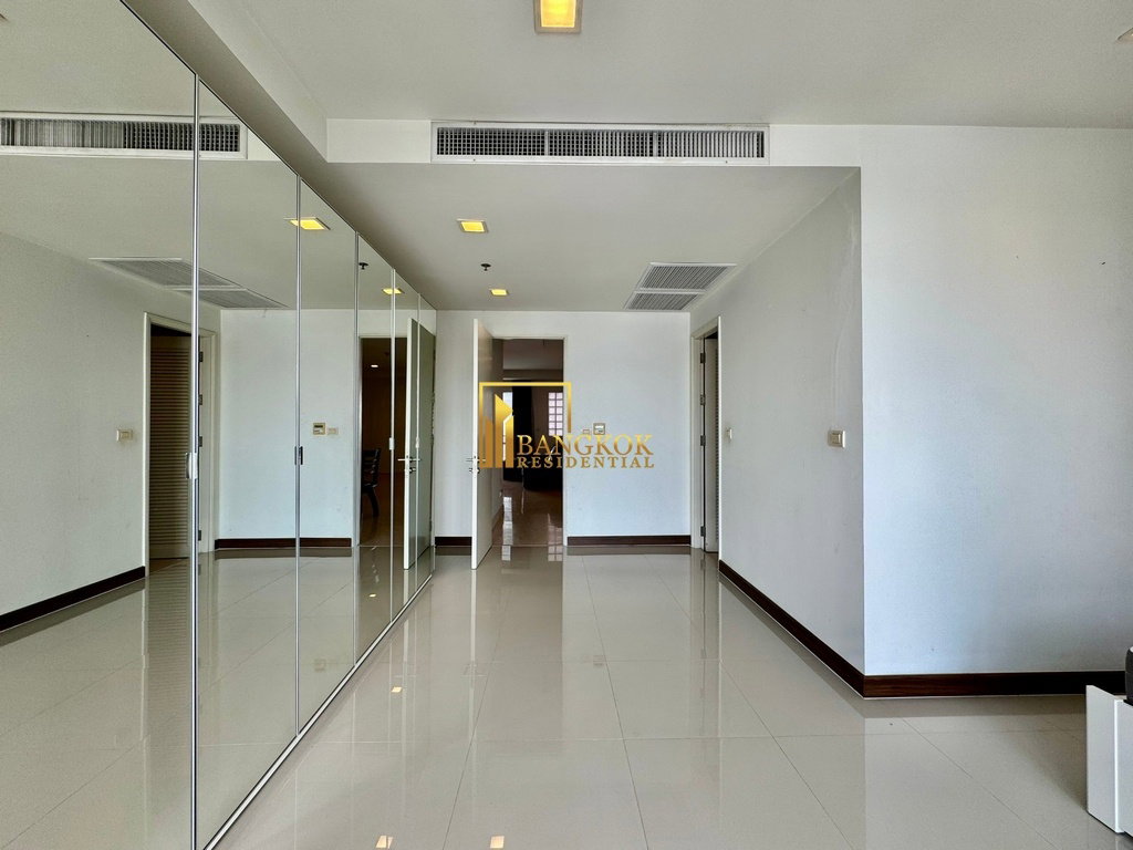 รูป Nusasiri Grand - Spacious 3 Bed Condo in Ekkamai - BR19863CD - รูปที่ 21/33